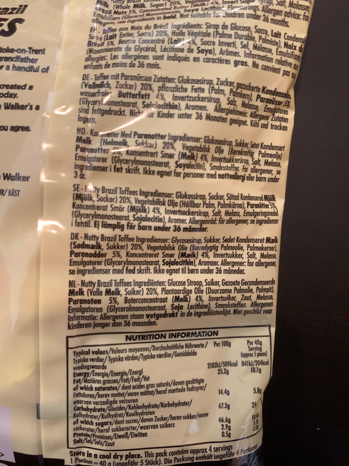 WALKERS BRAZIL NUT TOFFEES 150G