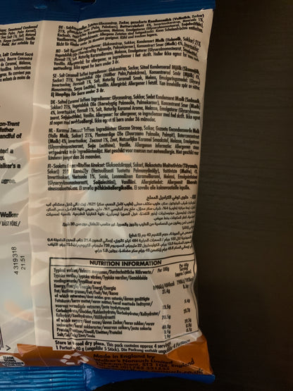 WALKERS SALTED CARAMEL TOFFEE 150G